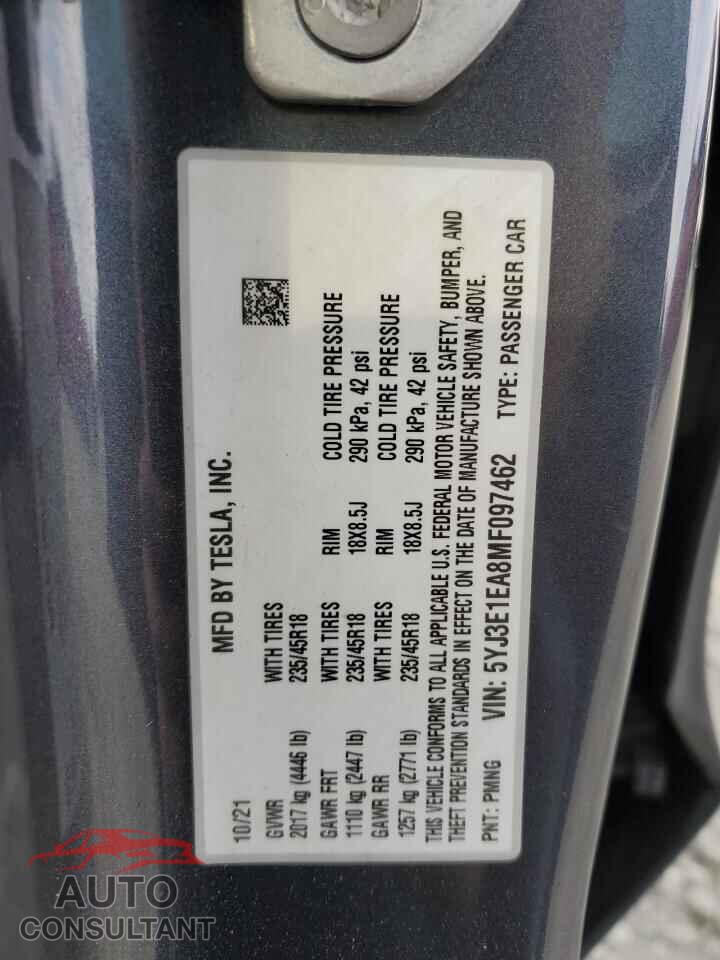TESLA MODEL 3 2021 - 5YJ3E1EA8MF097462