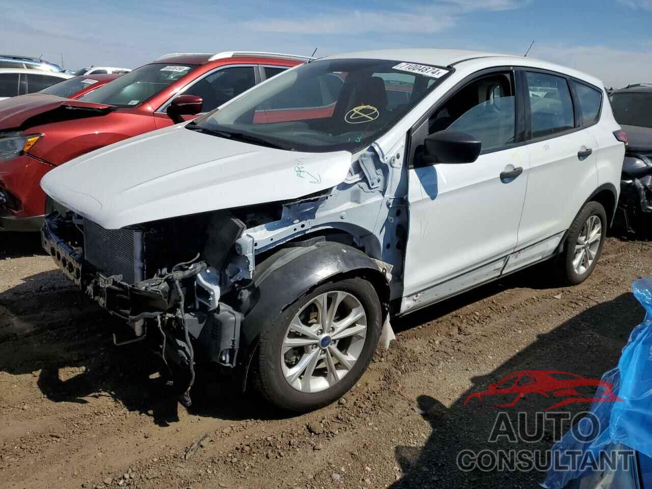 FORD ESCAPE 2019 - 1FMCU0F76KUB03470