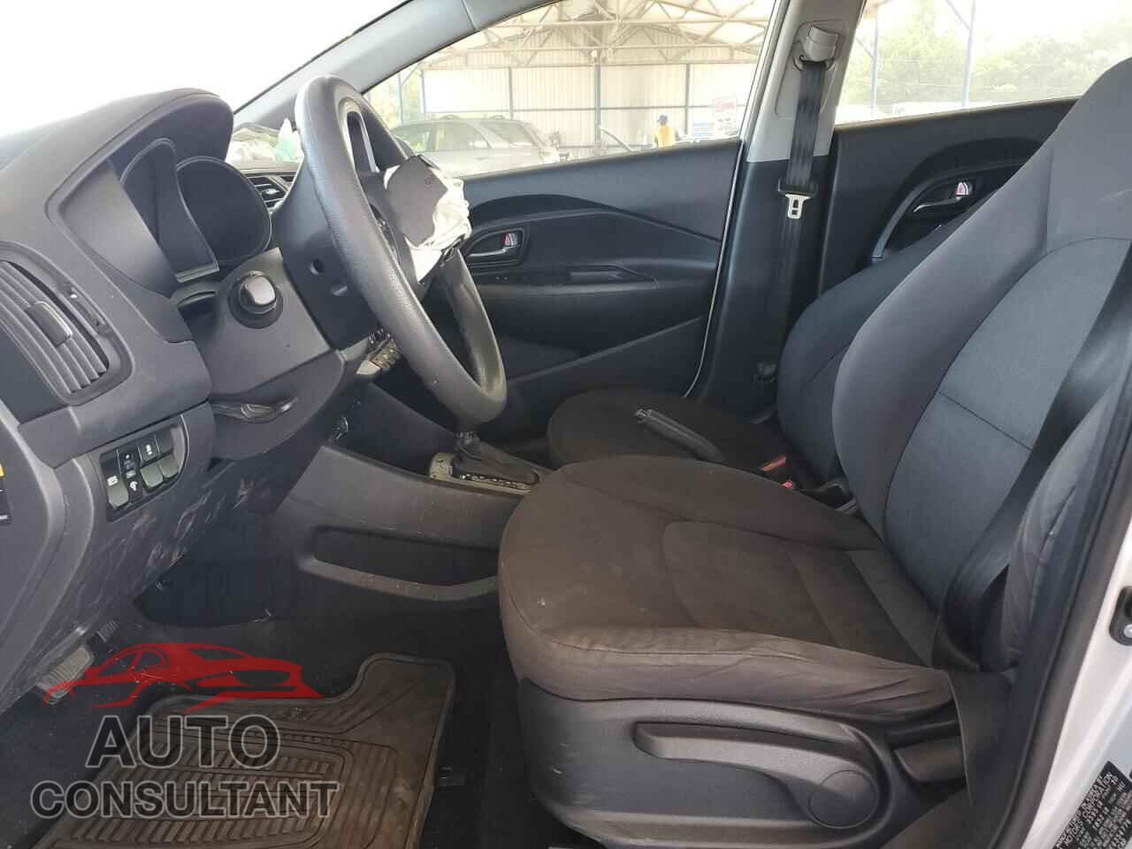 KIA RIO 2014 - KNADM5A32E6354776