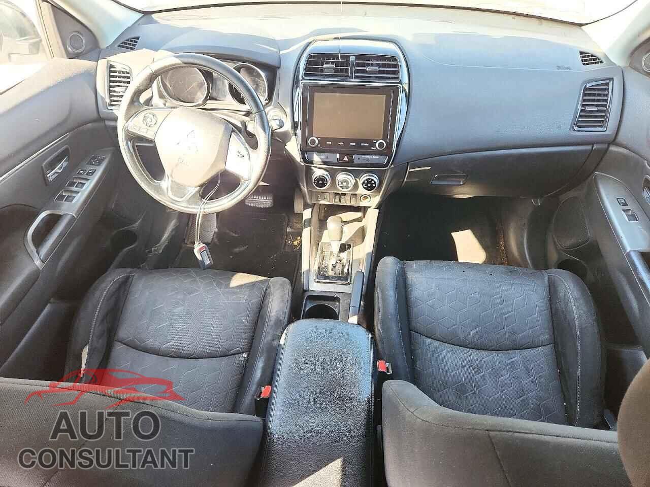 MITSUBISHI OUTLANDER 2020 - JA4AR3AU2LU024725