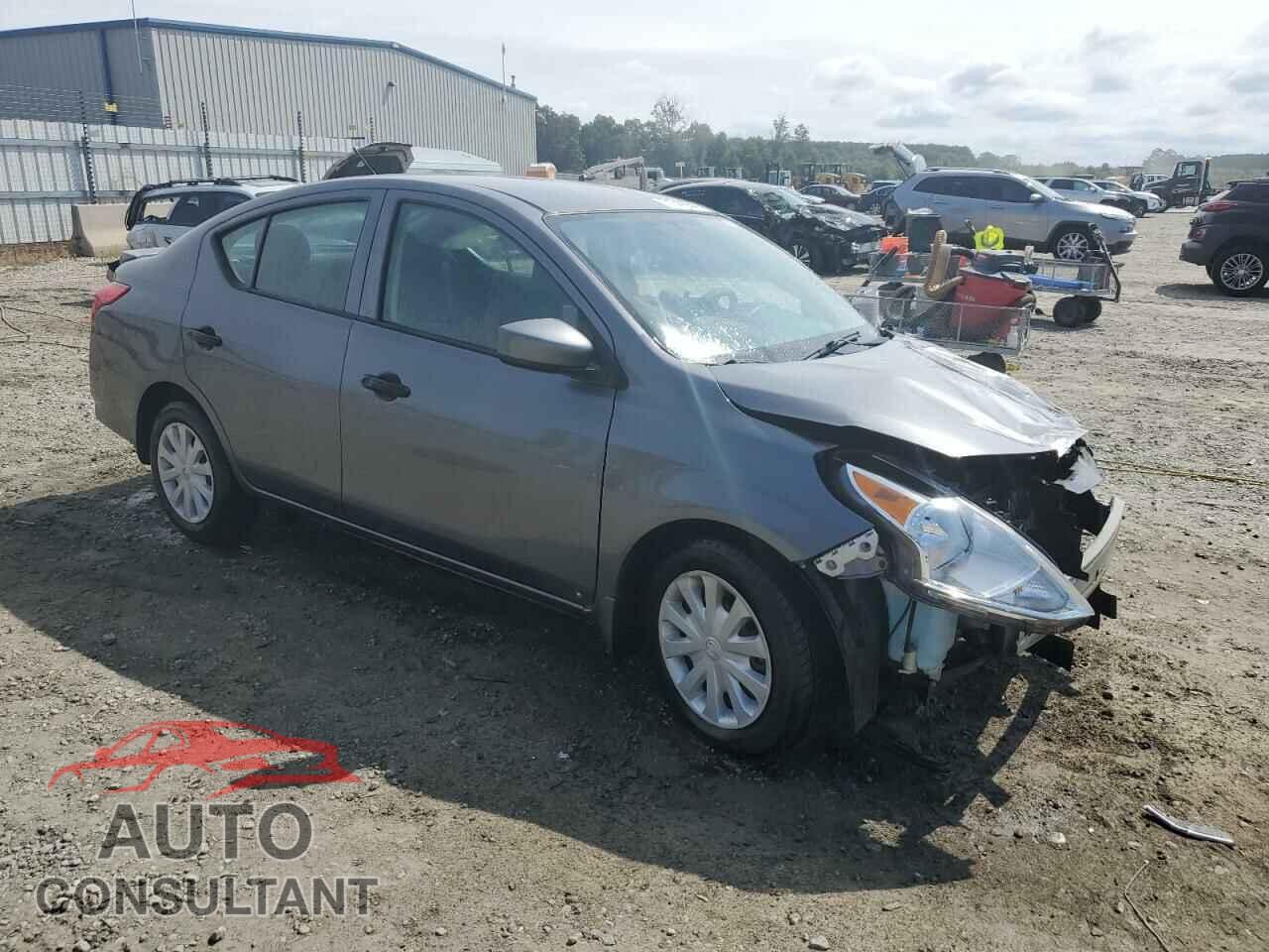 NISSAN VERSA 2017 - 3N1CN7AP5HL906584