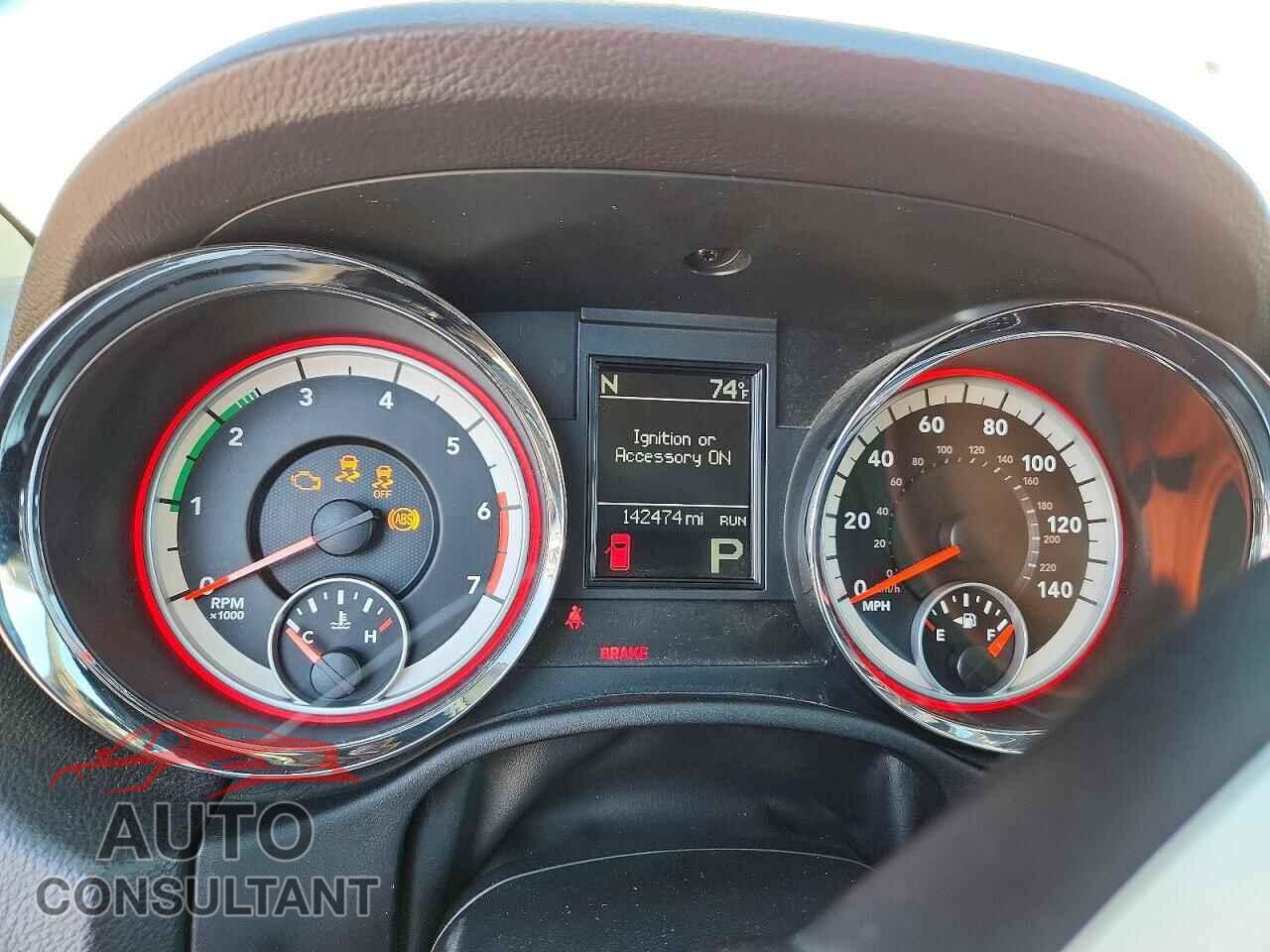 DODGE DURANGO 2013 - 1C4SDJDT0DC662561