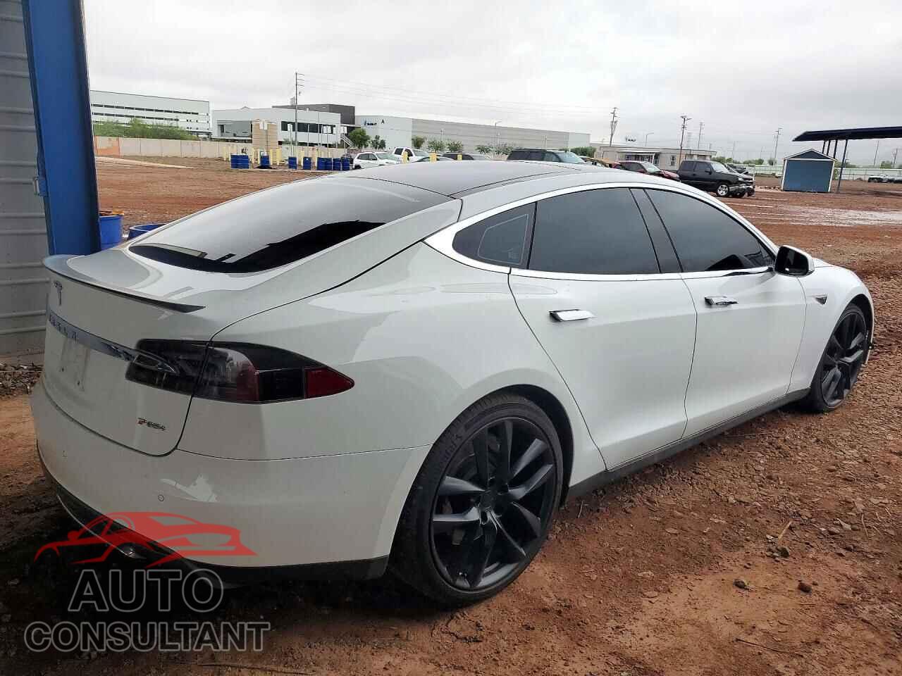 TESLA MODEL S 2013 - 5YJSA1DP3DFP22430