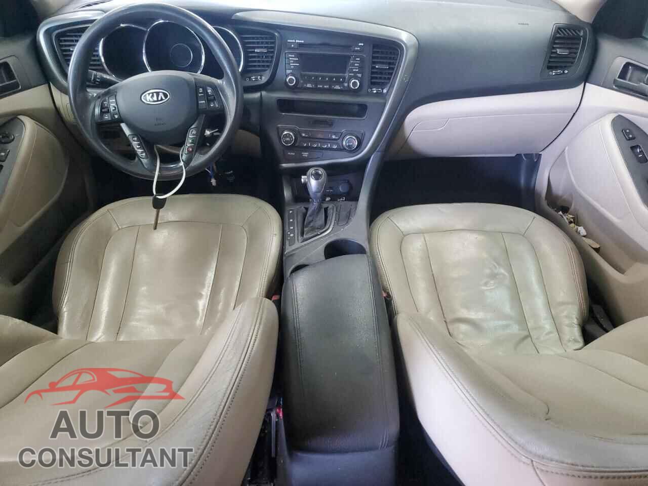 KIA OPTIMA 2011 - KNAGM4A77B5167643