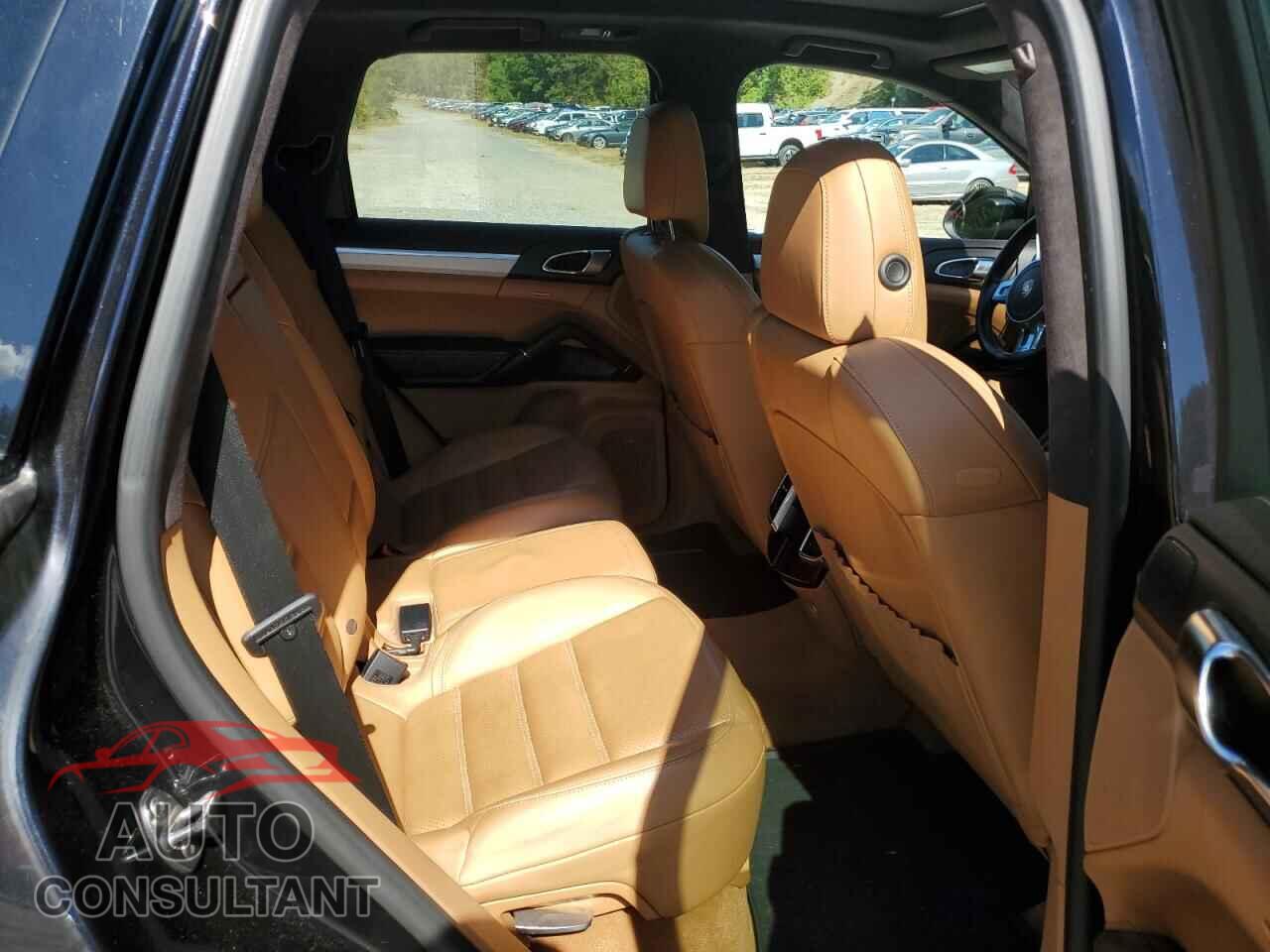 PORSCHE CAYENNE 2014 - WP1AD2A24ELA73395