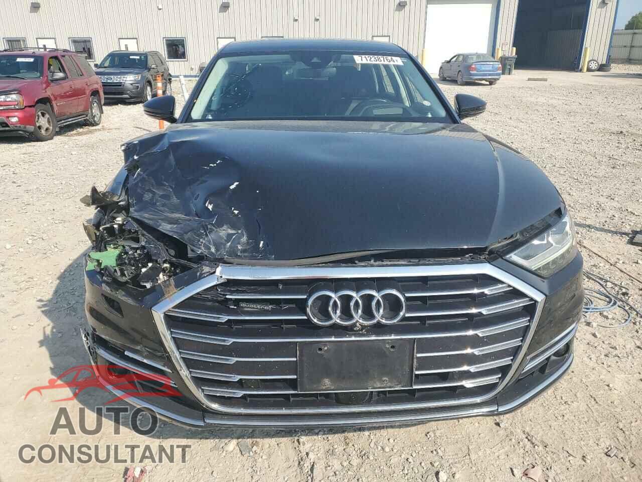 AUDI A8 2019 - WAU8DAF88KN005671
