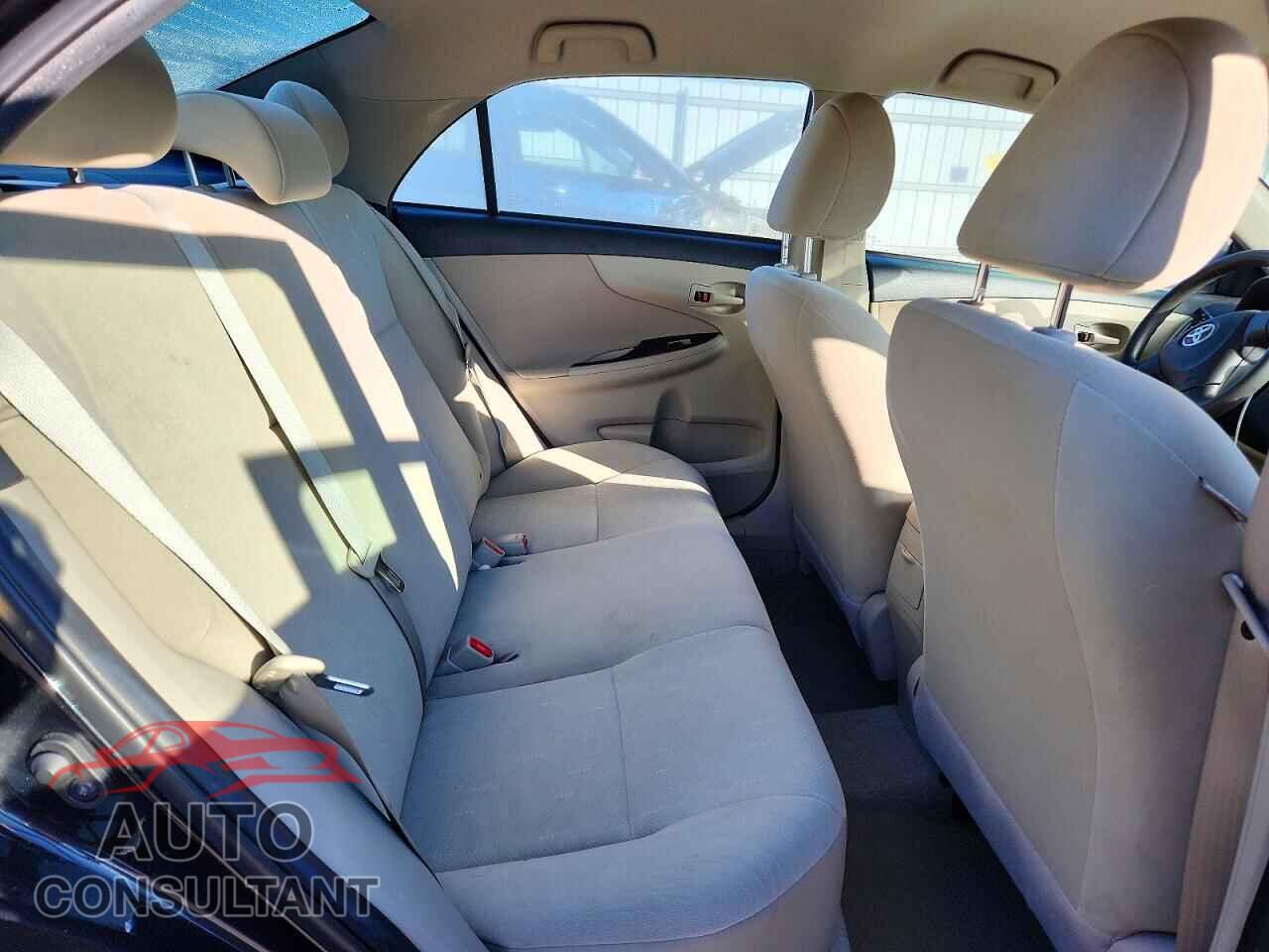 TOYOTA COROLLA 2013 - 2T1BU4EE5DC082571