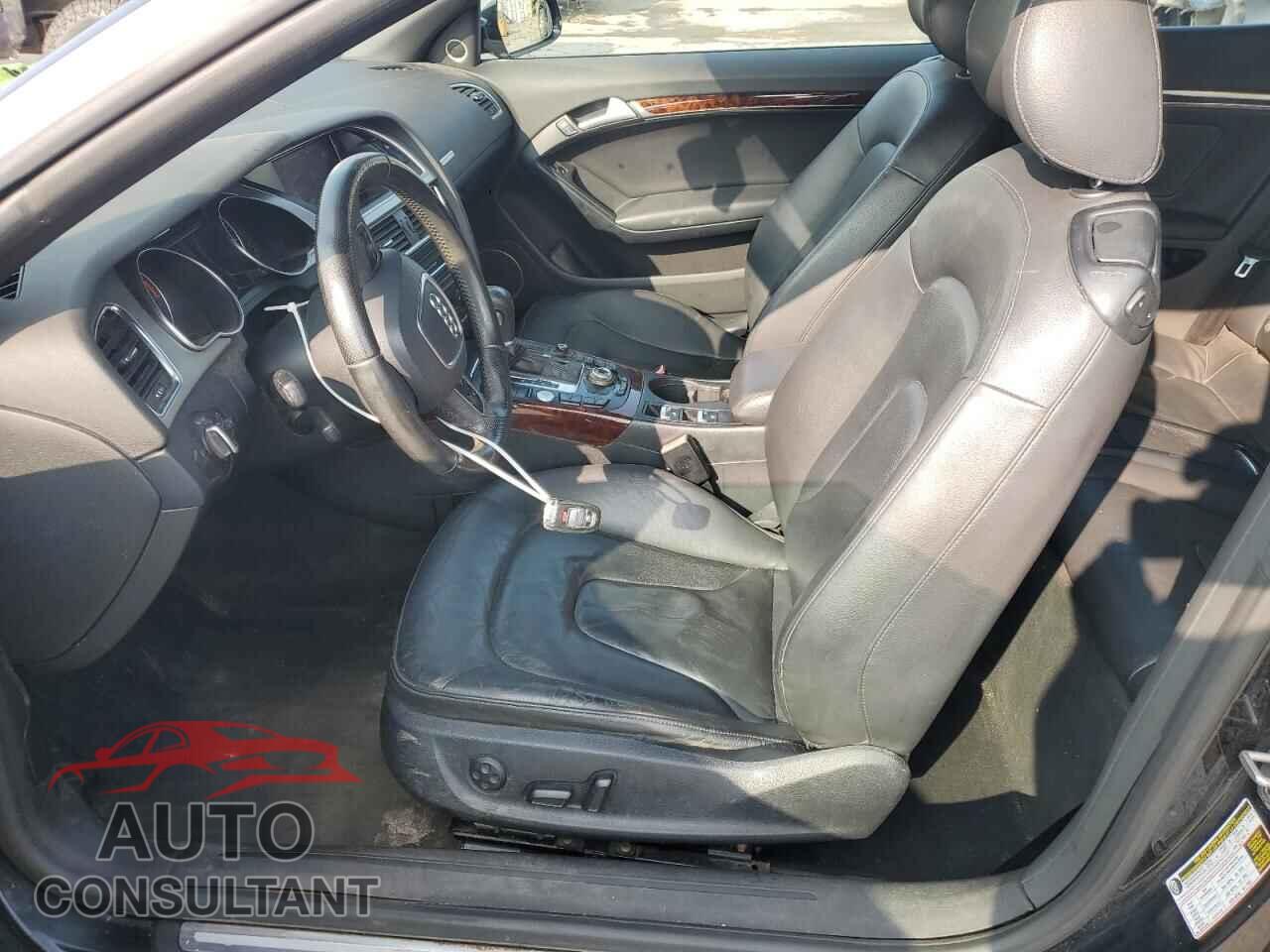 AUDI A5 2012 - WAULFAFH6CN002158