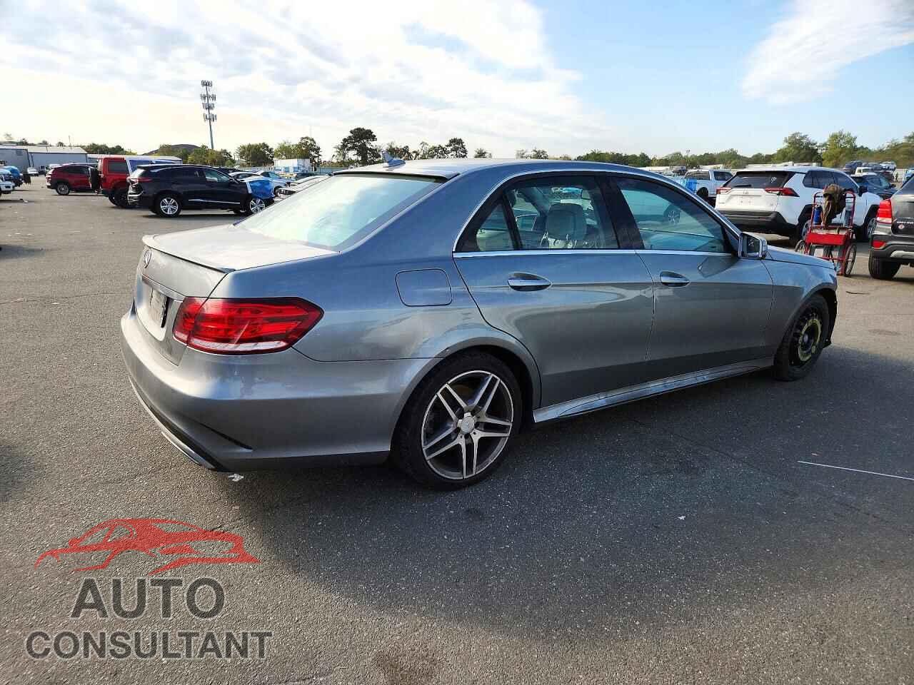 MERCEDES-BENZ E-CLASS 2014 - WDDHF5KB8EB052488