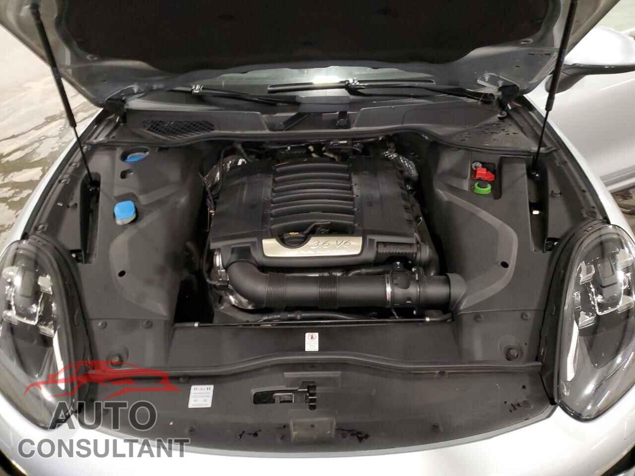 PORSCHE CAYENNE 2017 - WP1AA2A29HKA88073