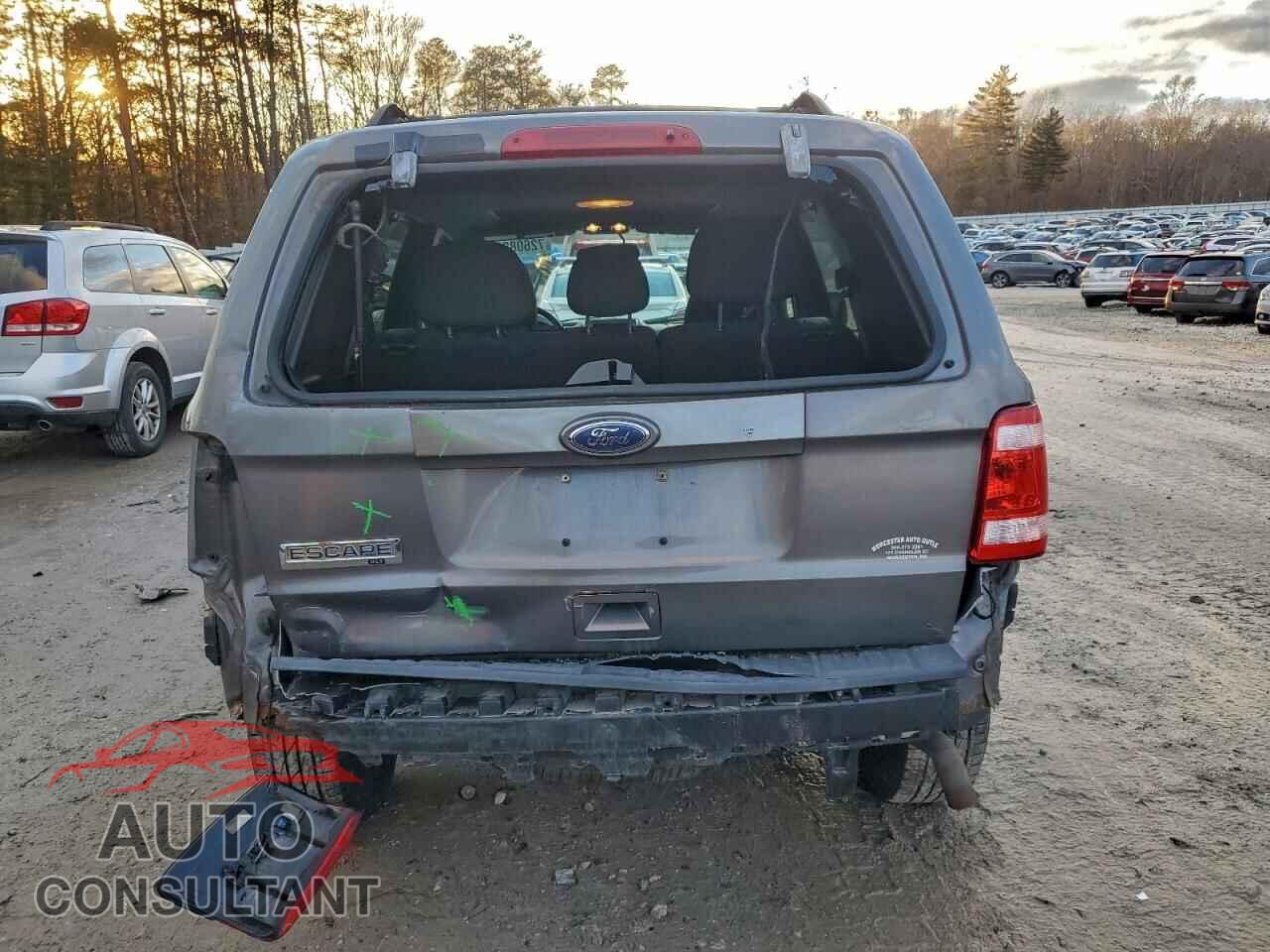 FORD ESCAPE 2011 - 1FMCU9D74BKC03036