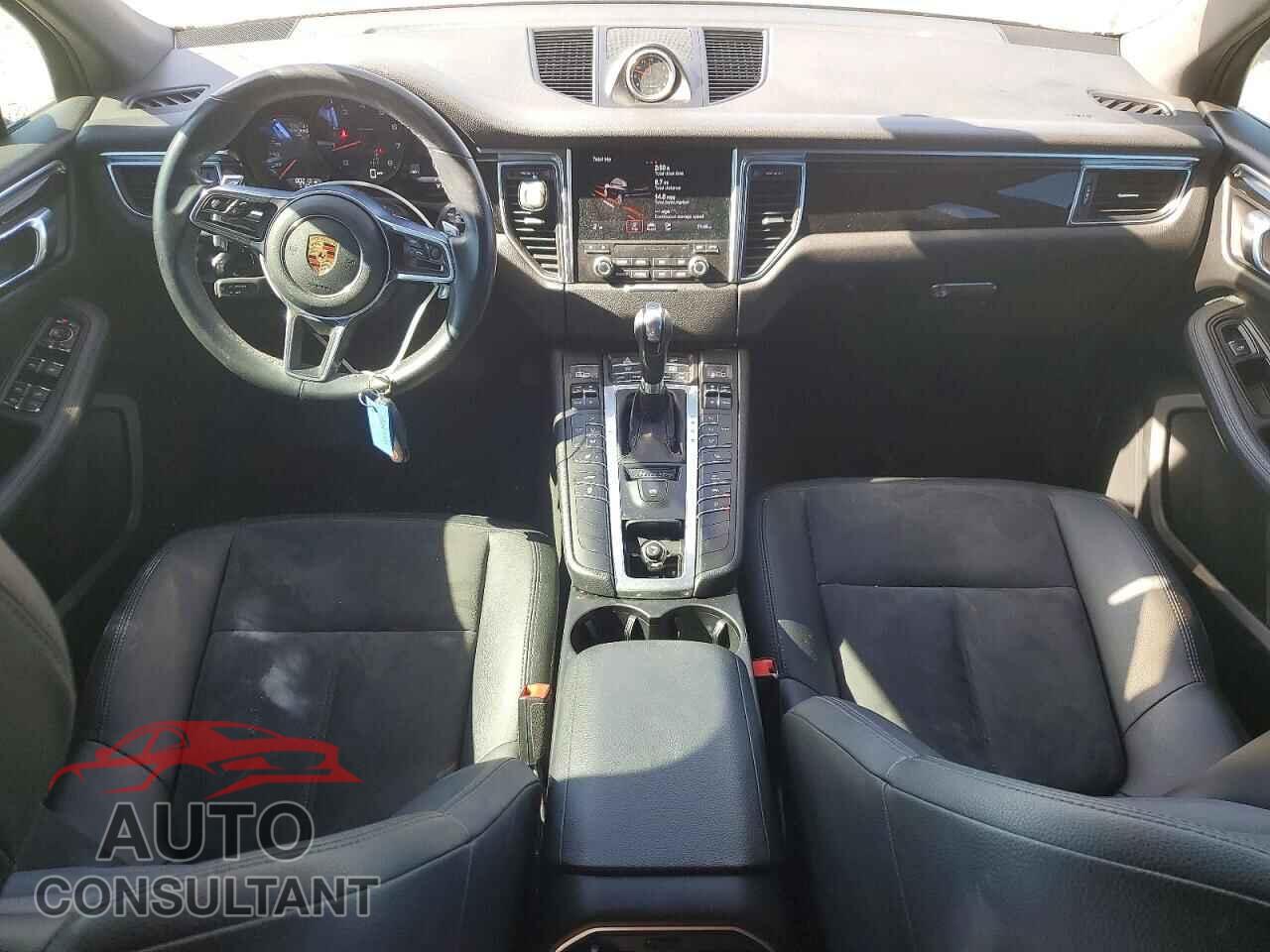 PORSCHE MACAN 2017 - WP1AA2A56HLB82884