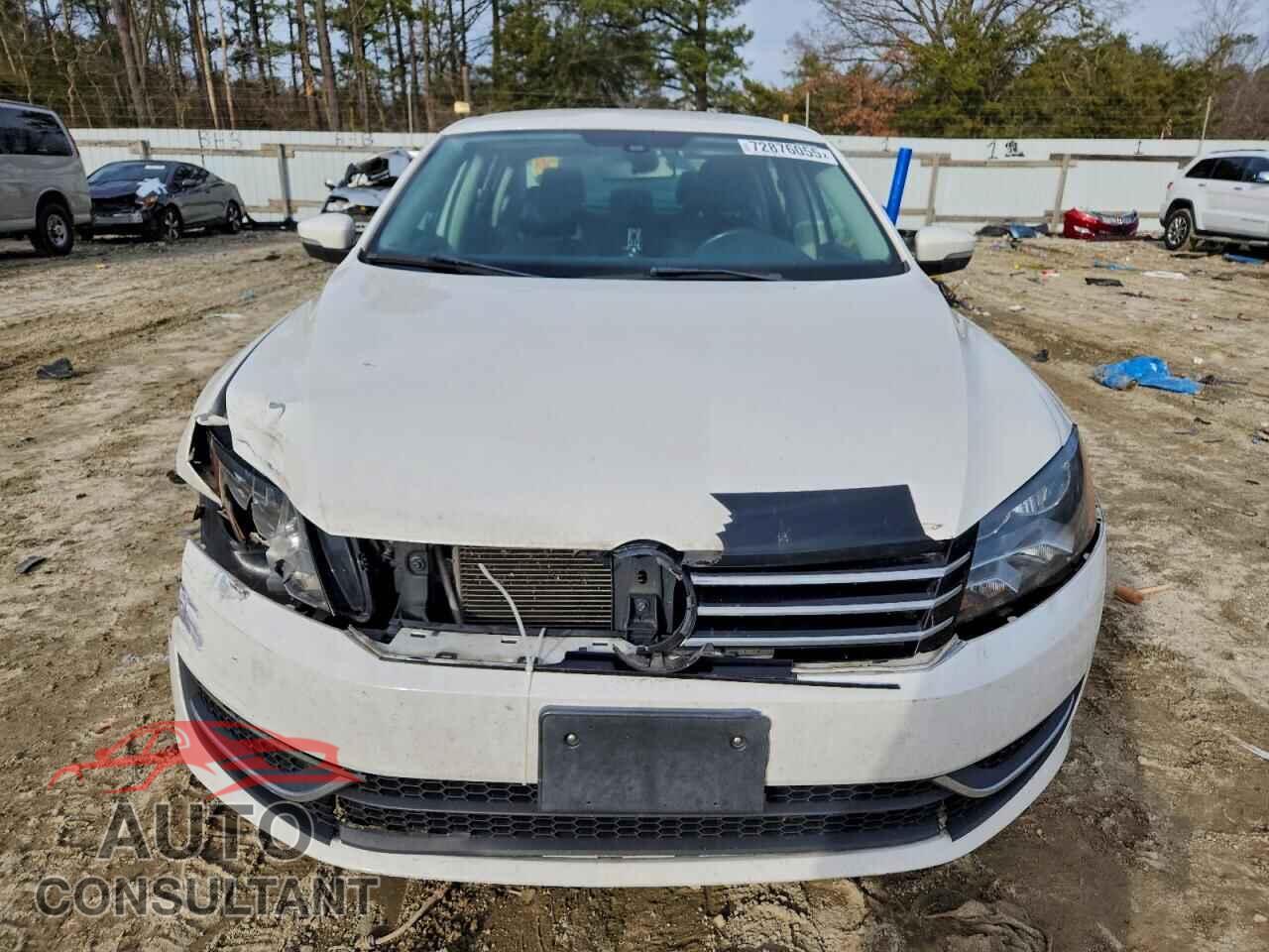 VOLKSWAGEN PASSAT 2014 - 1VWAP7A35EC002749