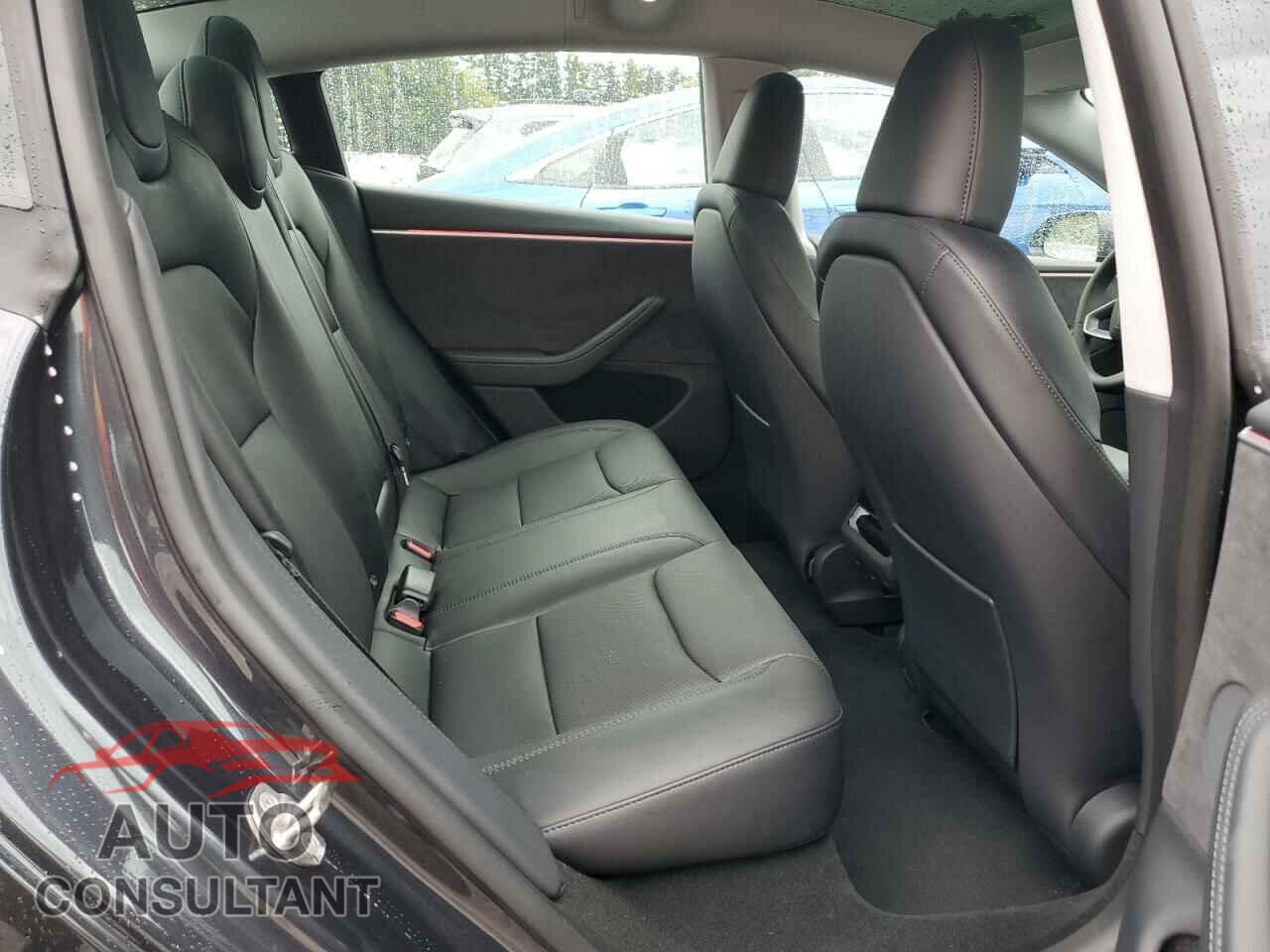 TESLA MODEL 3 2024 - 5YJ3E1EB2RF794755