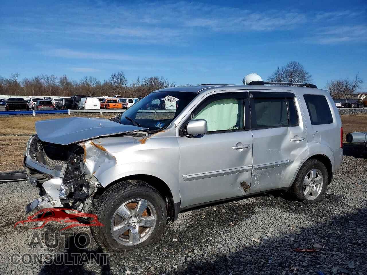 HONDA PILOT 2009 - 5FNYF48589B006832