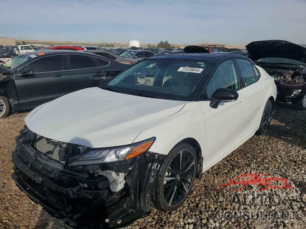 TOYOTA CAMRY 2019 - 4T1BZ1HKXKU022864