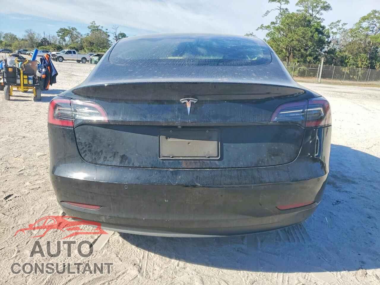 TESLA MODEL 3 2019 - 5YJ3E1EA7KF397801