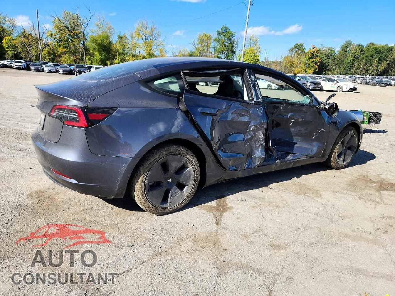 TESLA MODEL 3 2023 - 5YJ3E1EA5PF678485