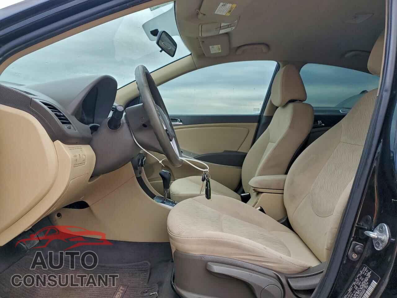 HYUNDAI ACCENT 2012 - KMHCU4AE2CU184756