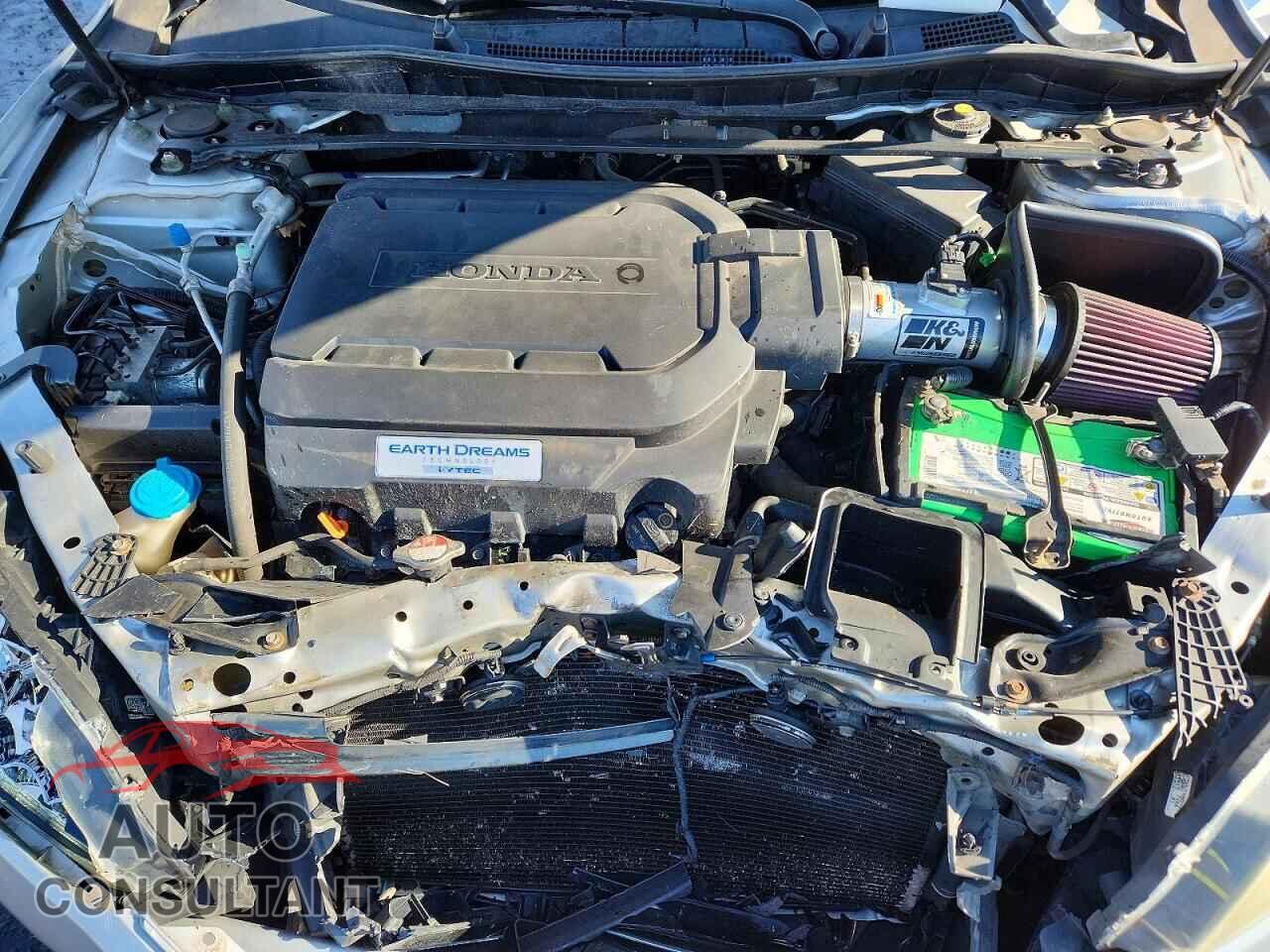 HONDA ACCORD 2013 - 1HGCR3F8XDA010179