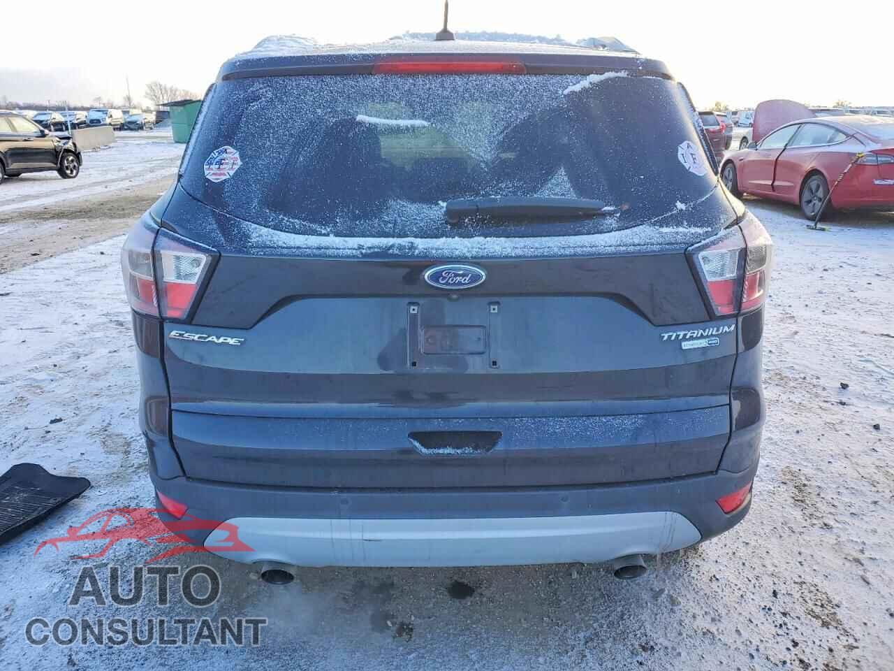 FORD ESCAPE 2017 - 1FMCU9JD9HUE96195