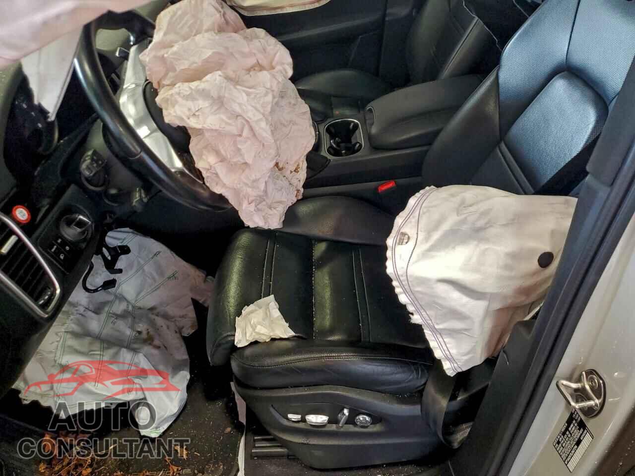 PORSCHE CAYENNE 2020 - WP1AA2AY3LDA07294