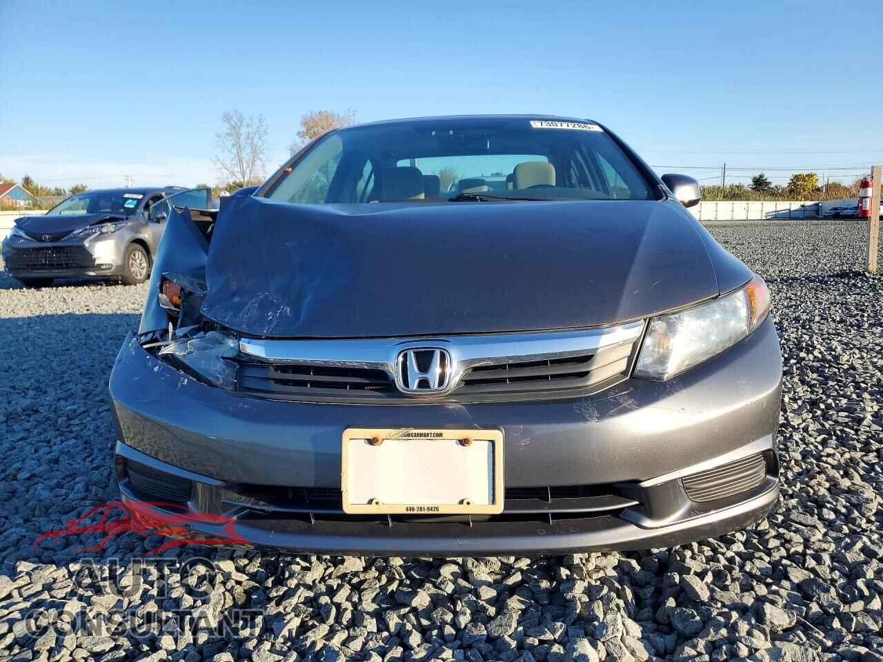 HONDA CIVIC 2012 - 2HGFB2F86CH529371