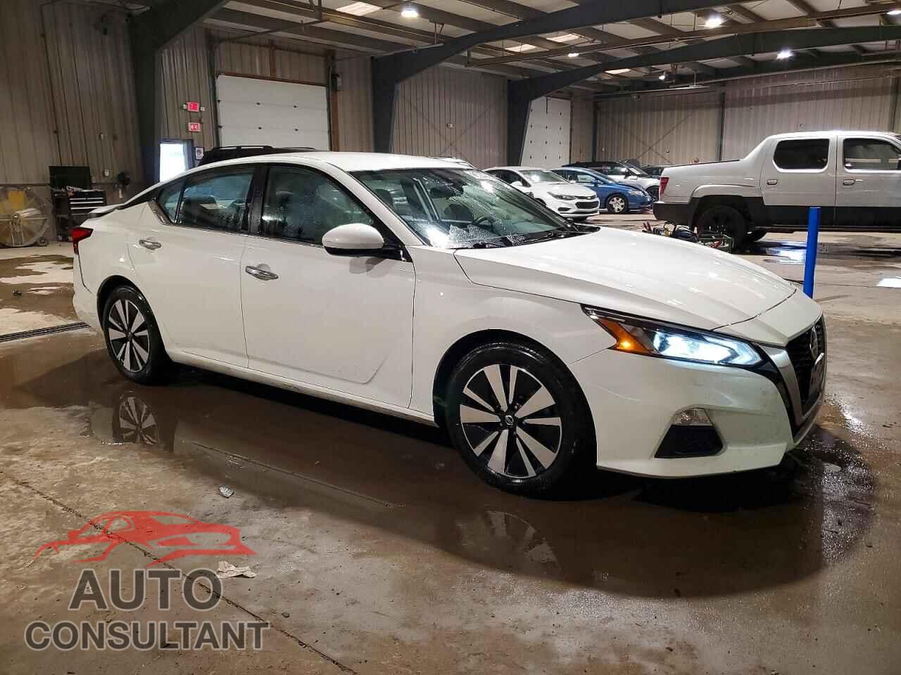 NISSAN ALTIMA 2022 - 1N4BL4DV4NN347344
