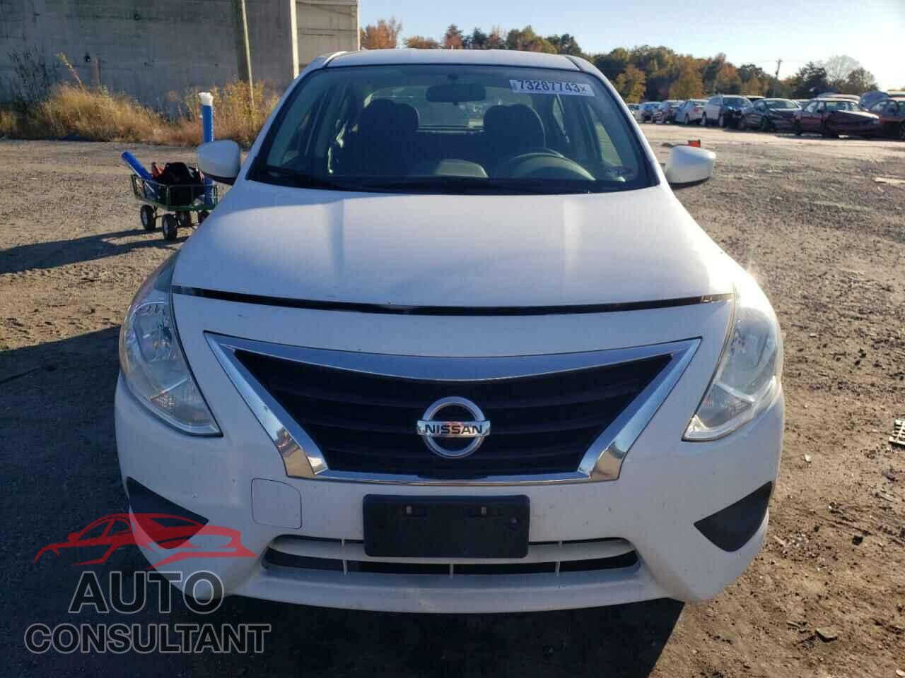 NISSAN VERSA 2017 - 3N1CN7AP3HL801302
