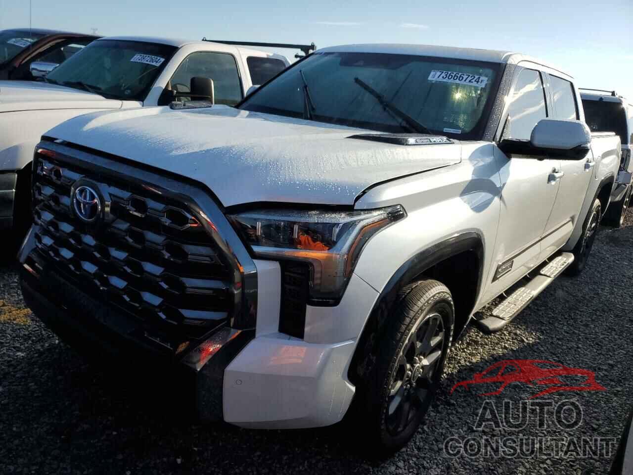 TOYOTA TUNDRA 2023 - 5TFNC5DB3PX033842