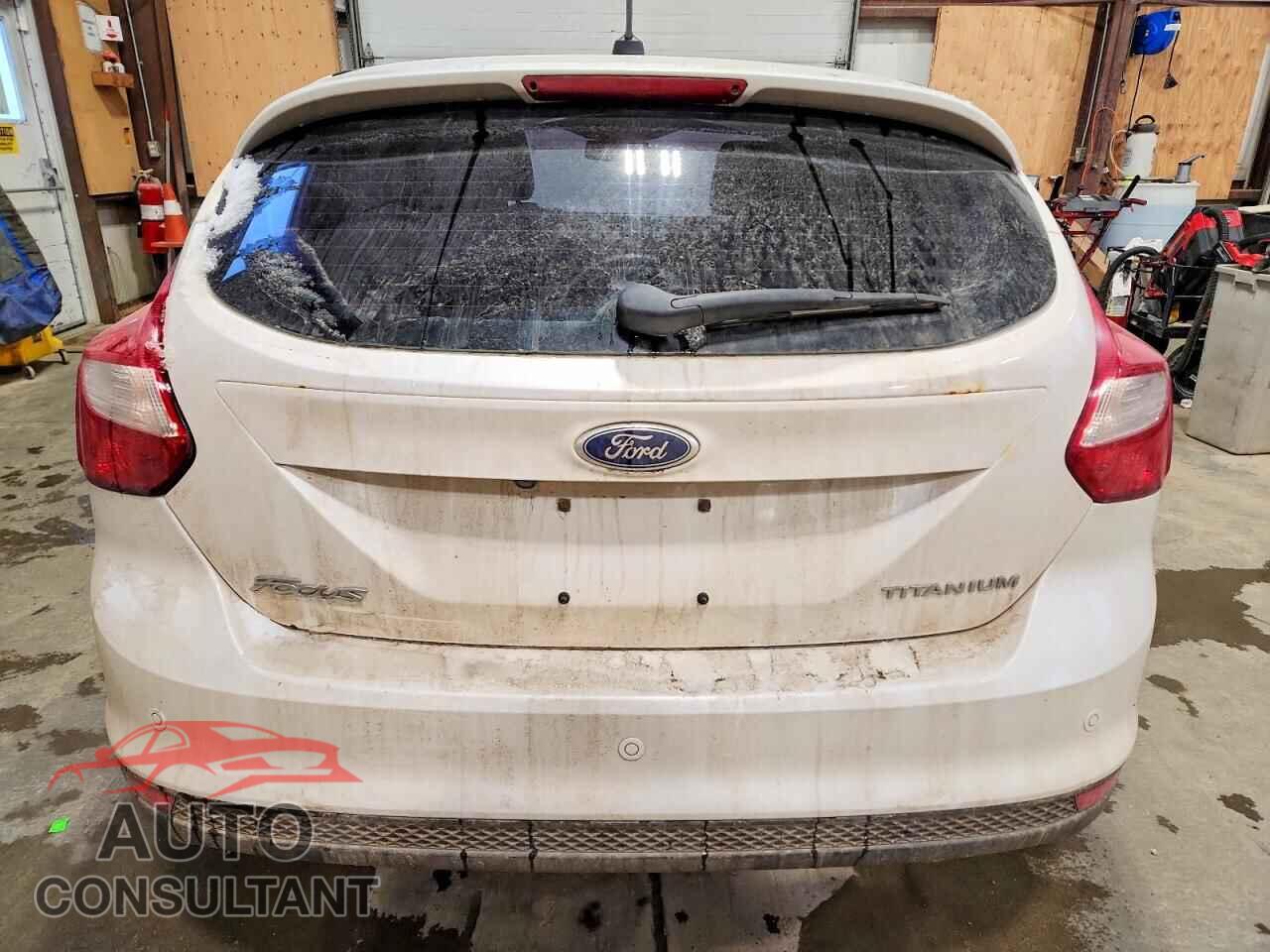 FORD FOCUS 2012 - 1FAHP3N24CL326239