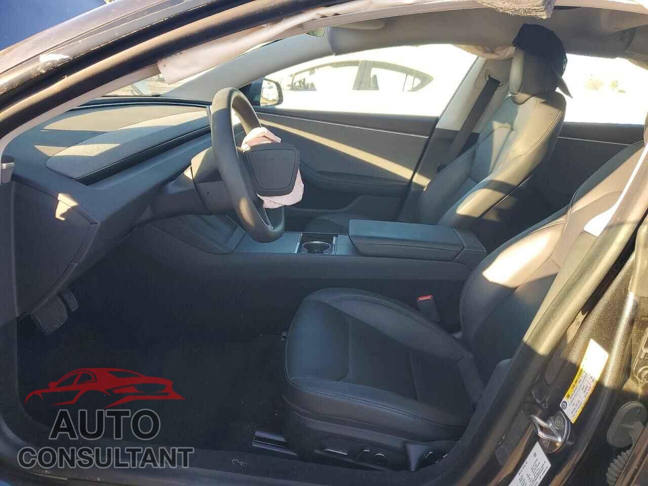 TESLA MODEL 3 2024 - 5YJ3E1EA9RF726783