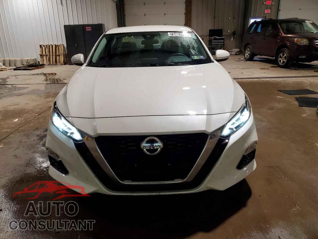 NISSAN ALTIMA 2022 - 1N4BL4DV4NN347344