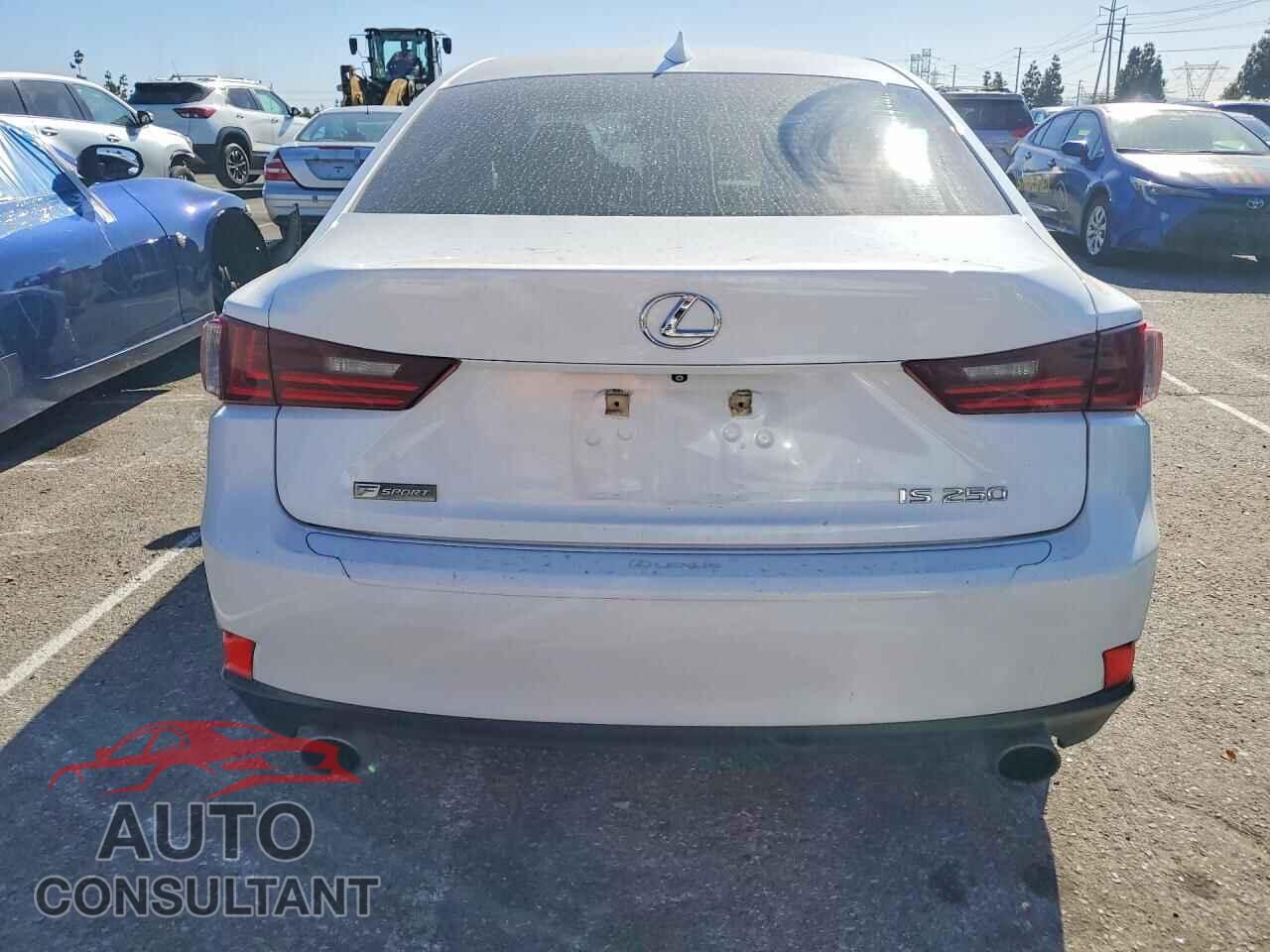 LEXUS IS 2015 - JTHBF1D23F5044416