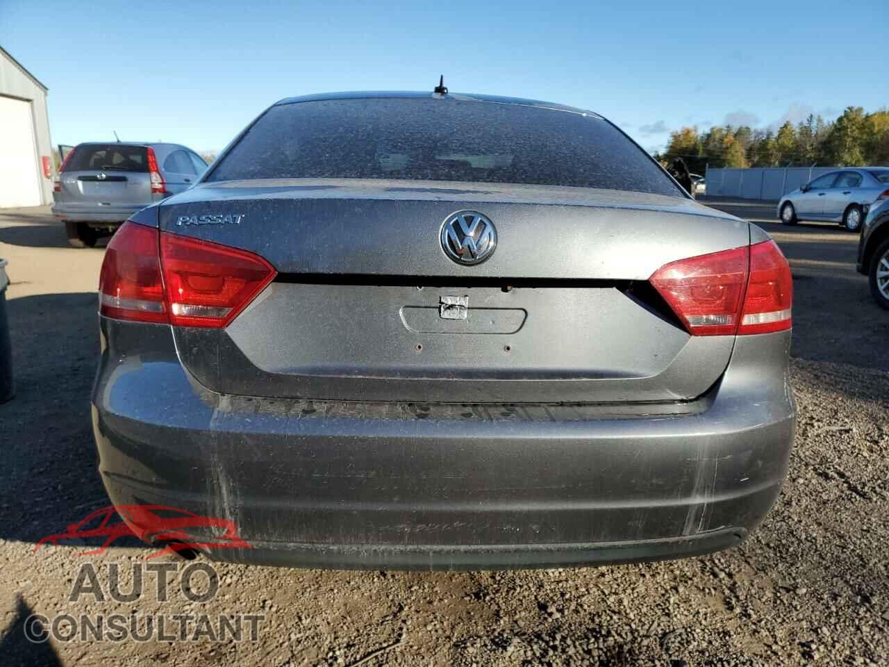 VOLKSWAGEN PASSAT 2014 - 1VWAH7A39EC008020