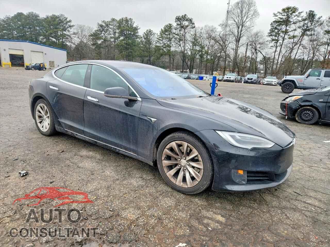 TESLA MODEL S 2017 - 5YJSA1E17HF204191