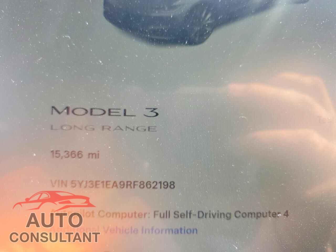 TESLA MODEL 3 2024 - 5YJ3E1EA9RF862198