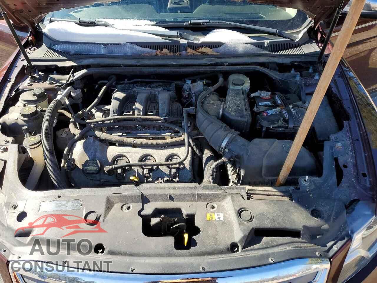 FORD TAURUS 2012 - 1FAHP2FW1CG110756