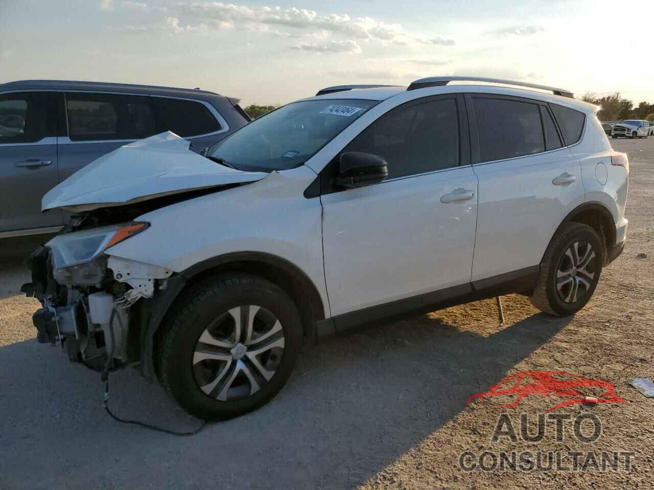 TOYOTA RAV4 2017 - JTMZFREV8HJ700434