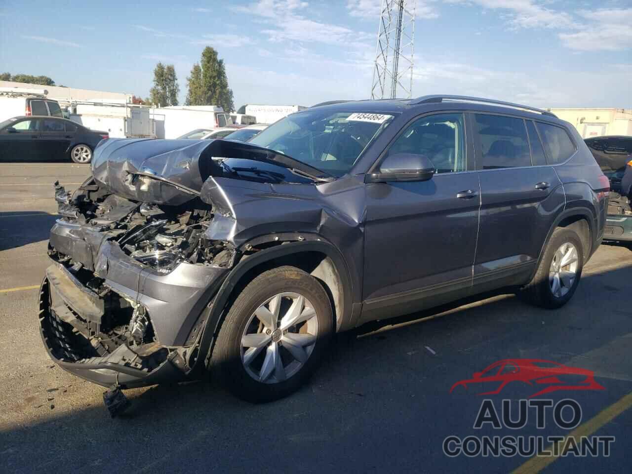 VOLKSWAGEN ATLAS 2018 - 1V2DR2CA5JC510575