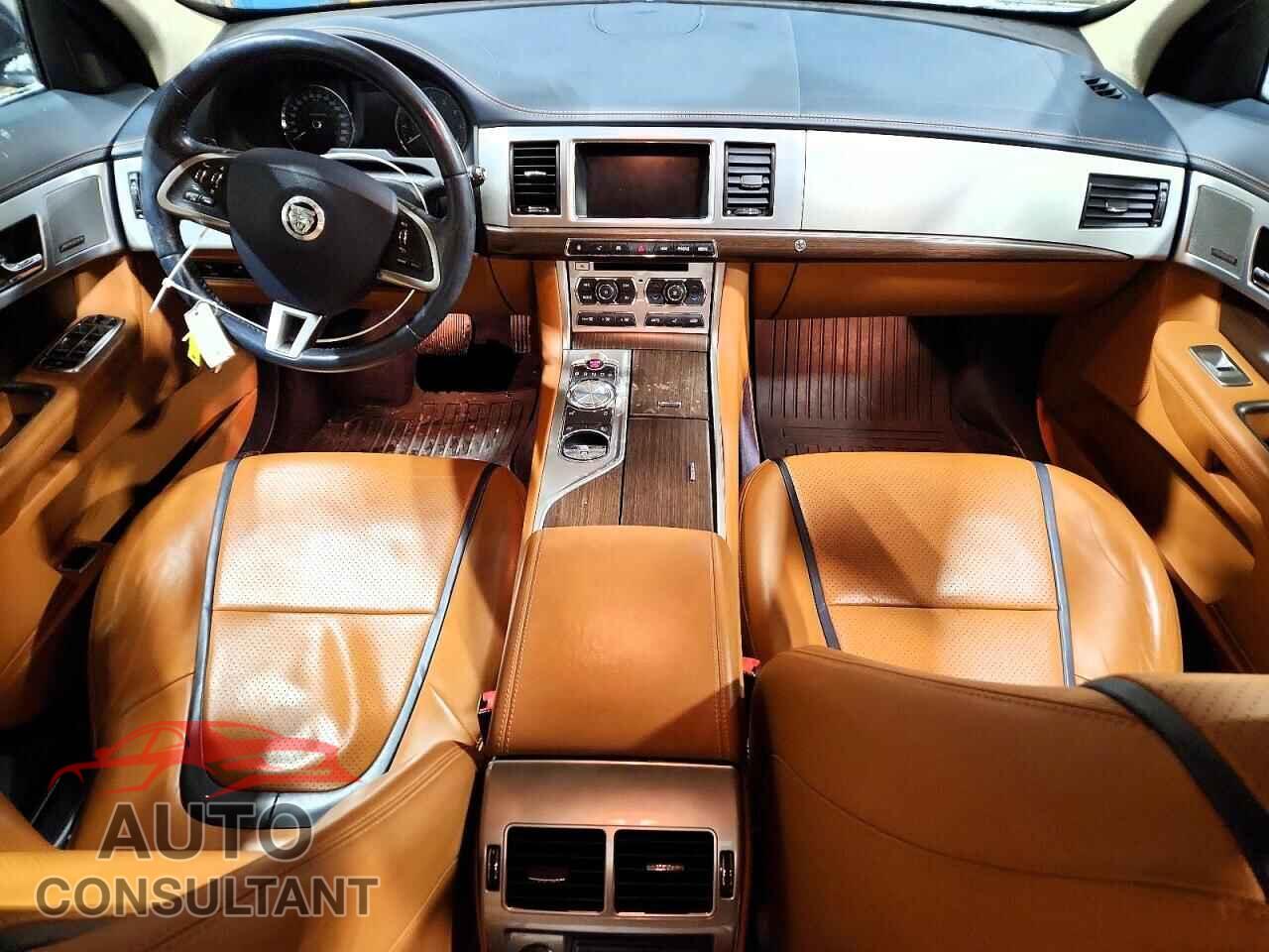 JAGUAR XF 2013 - SAJXJ0EF4D8S82693