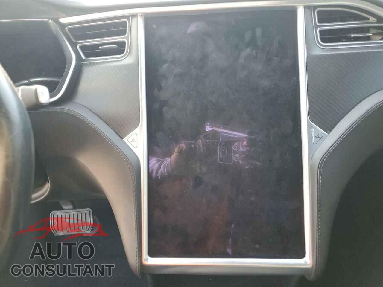 TESLA MODEL S 2017 - 5YJSA1E24HF231759