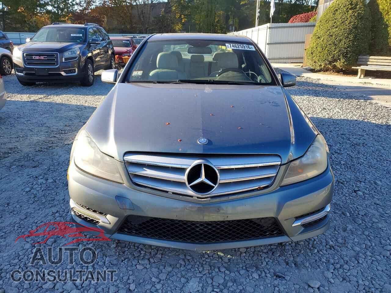 MERCEDES-BENZ C-CLASS 2012 - WDDGF8BB3CF927253