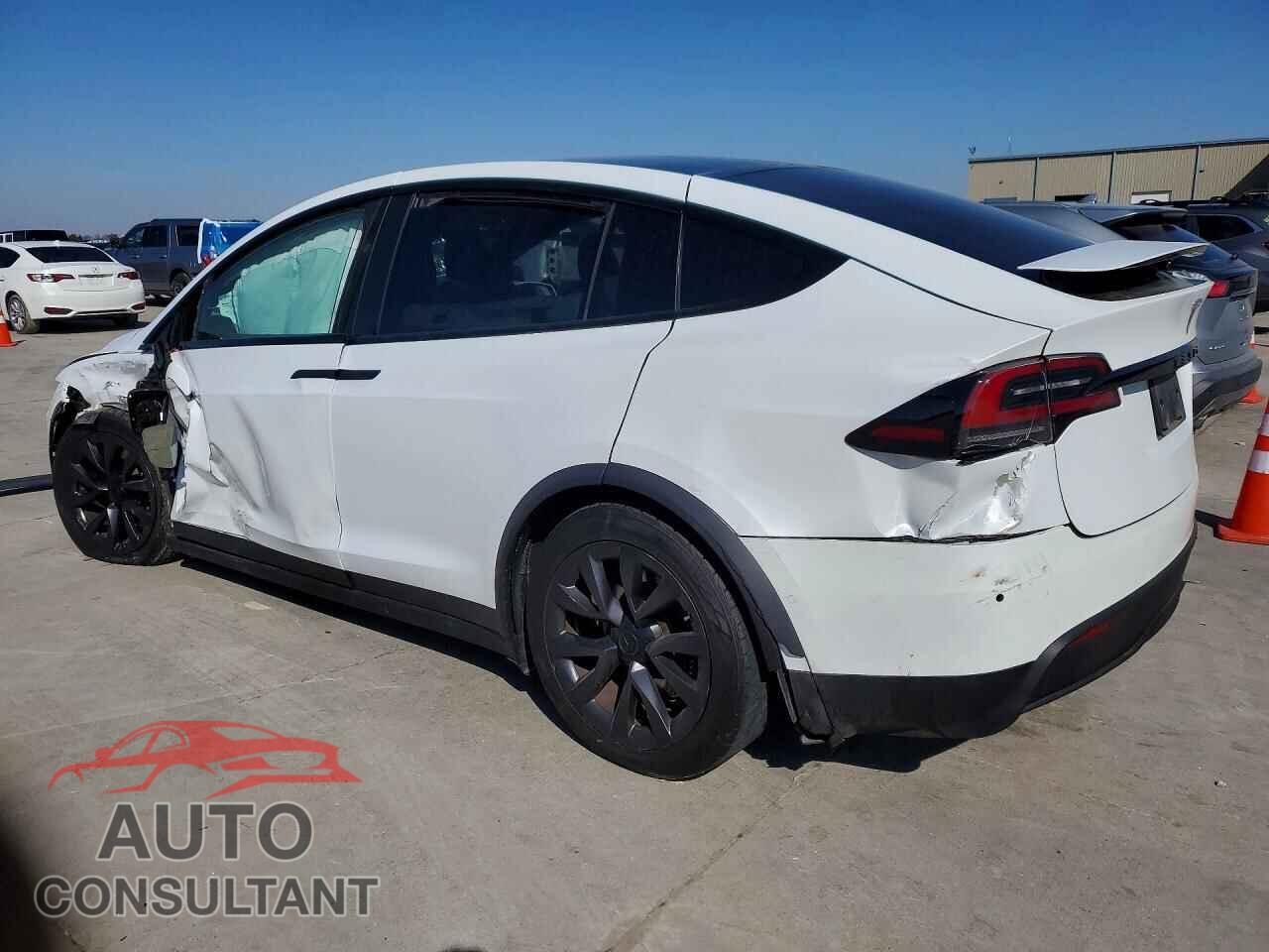 TESLA MODEL X 2023 - 7SAXCDE57PF377201