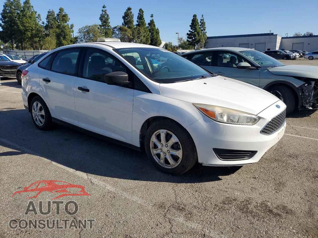FORD FOCUS 2017 - 1FADP3E21HL329198
