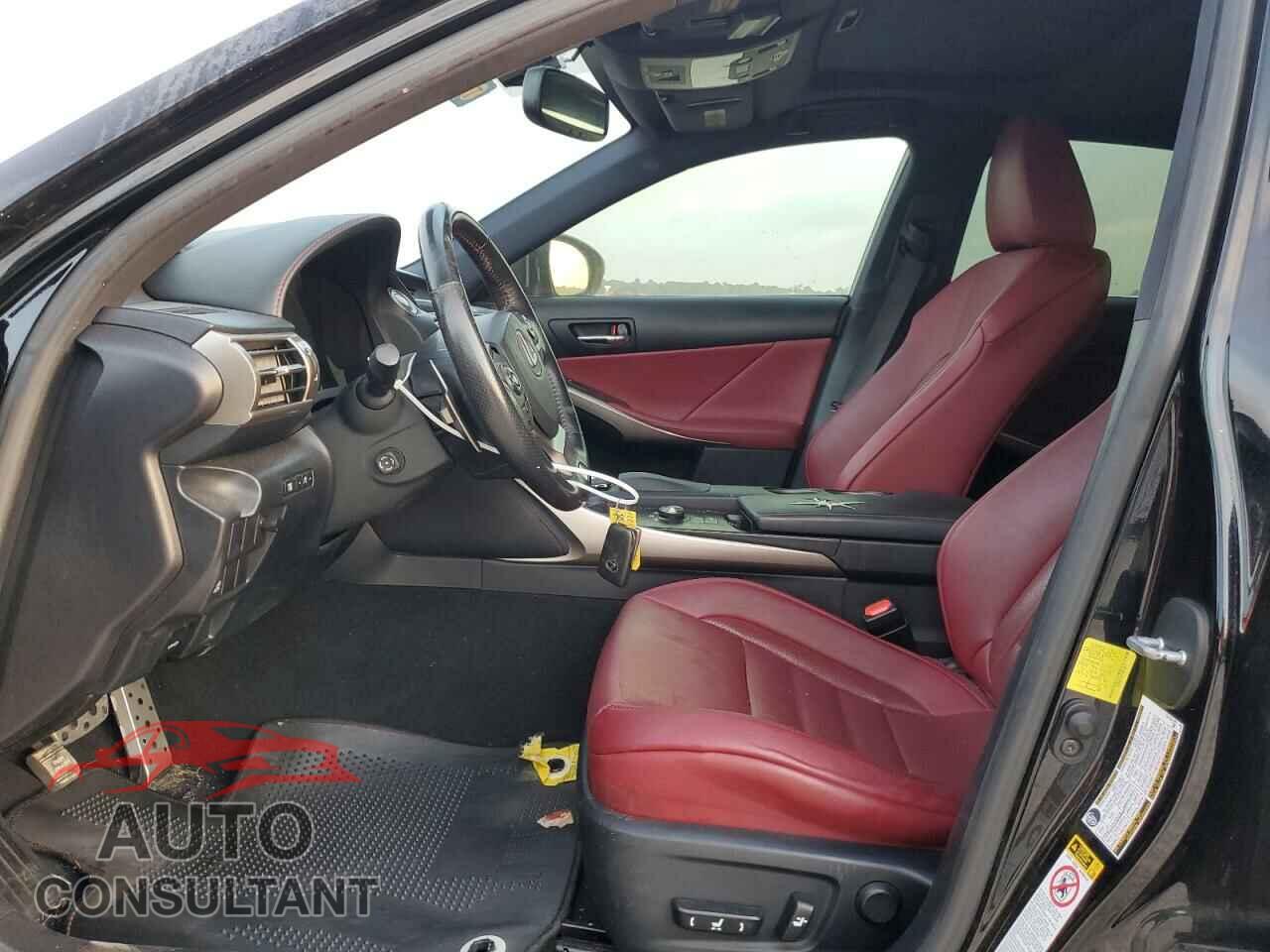 LEXUS IS 2015 - JTHBE1D28F5021040