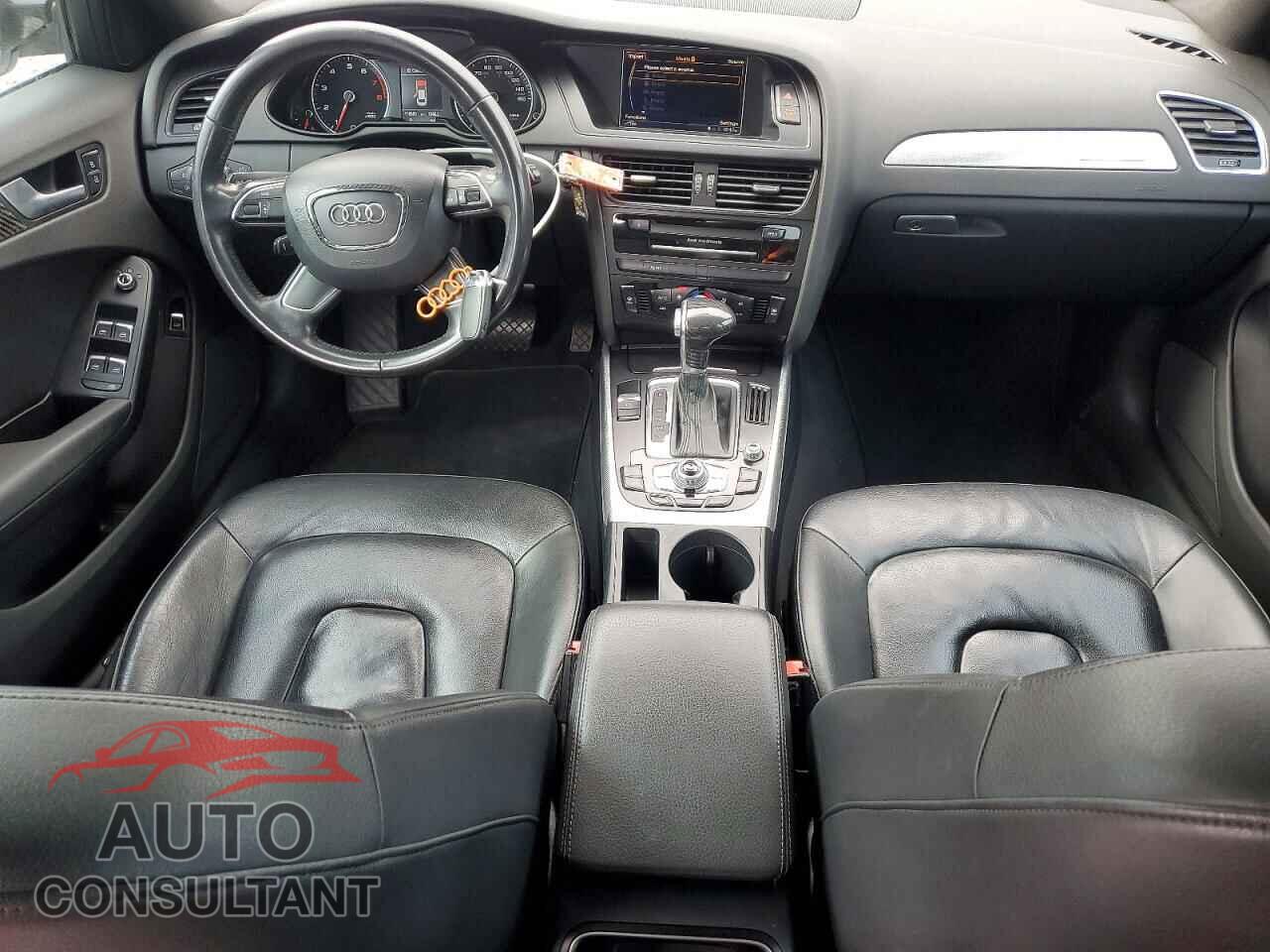 AUDI A4 2013 - WAUBFAFL8DN043988