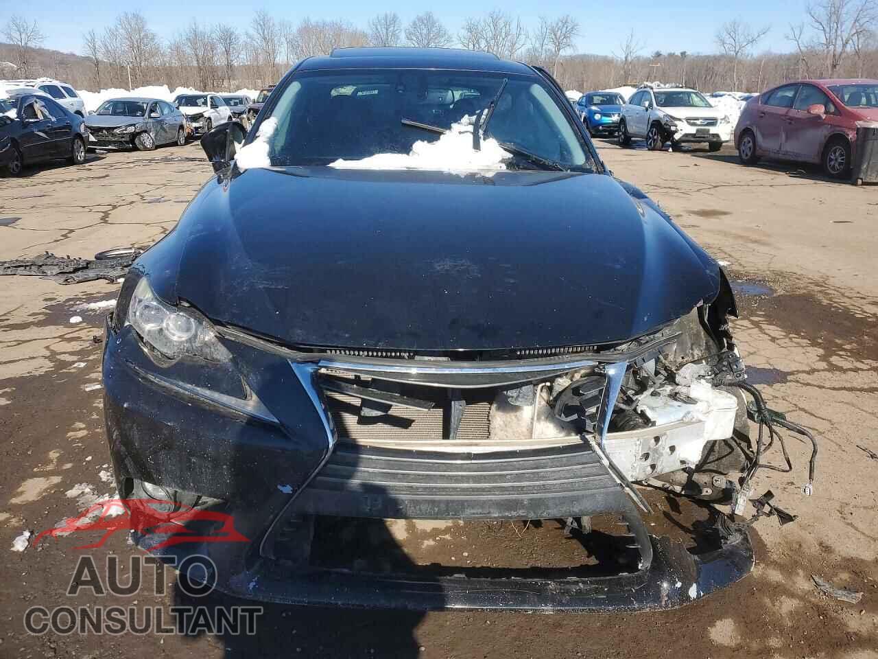LEXUS IS 2015 - JTHCF1D29F5025986