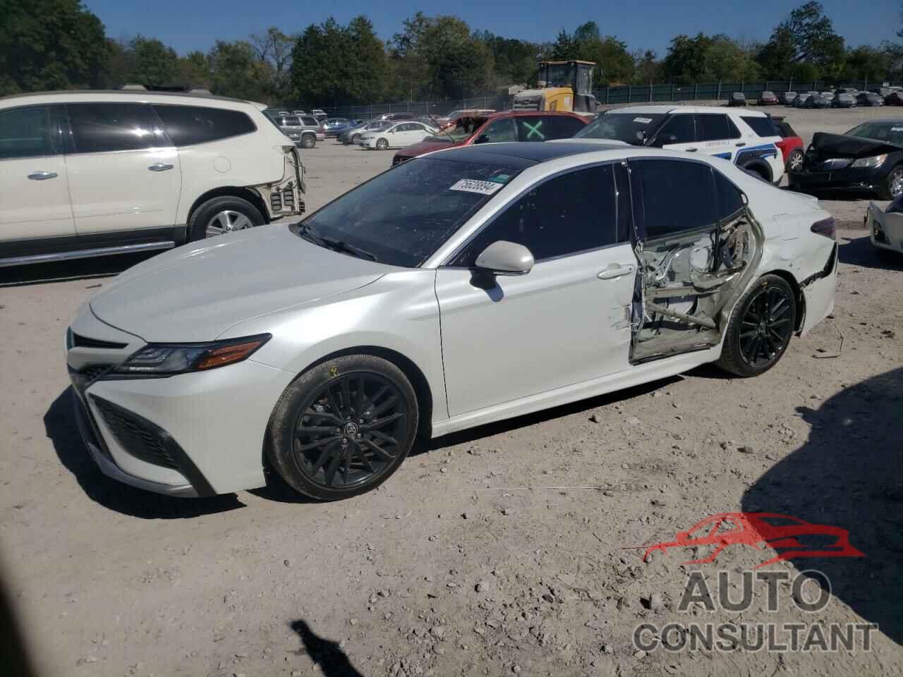 TOYOTA CAMRY 2021 - 4T1K61AK3MU606142