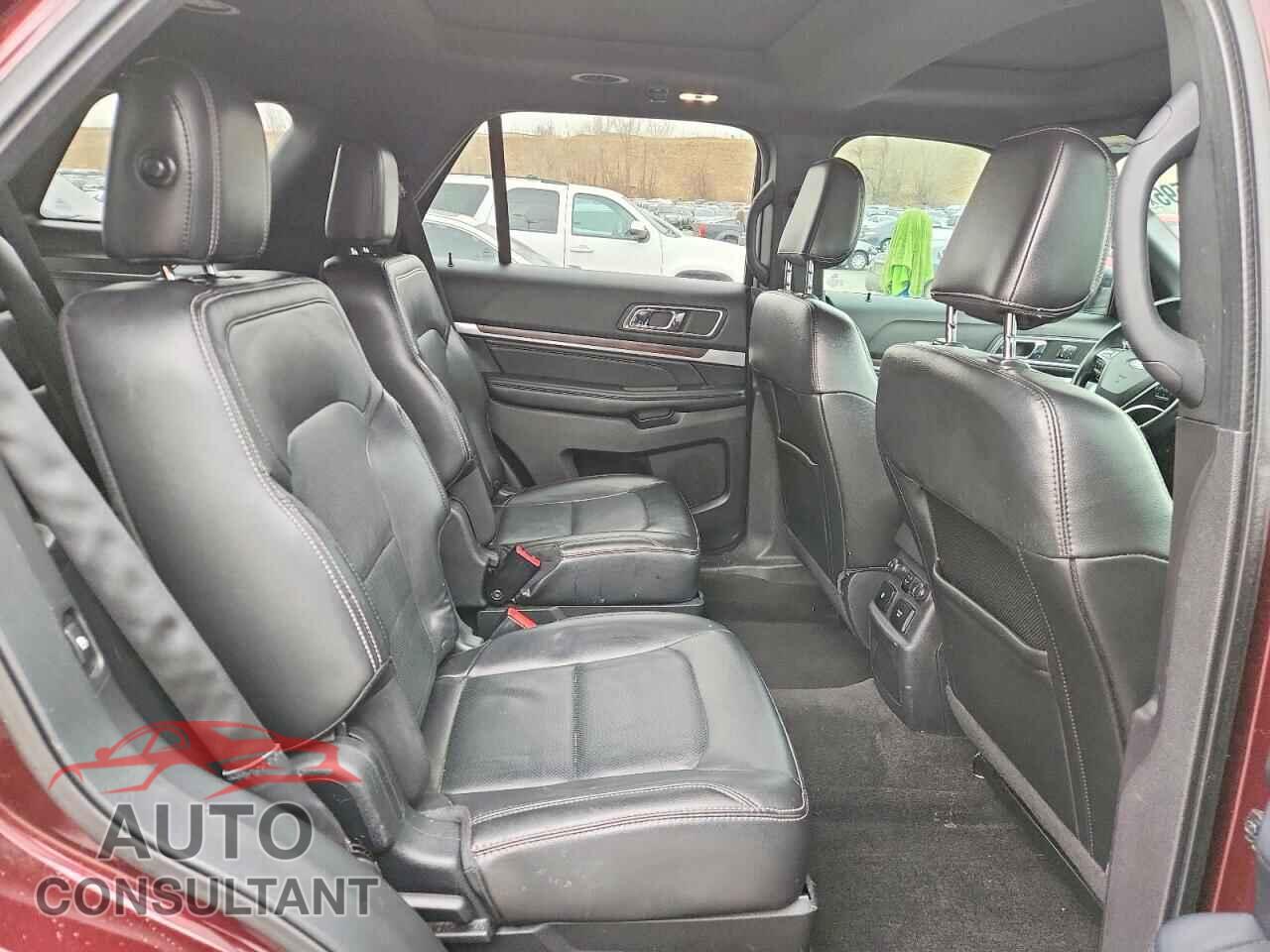 FORD EXPLORER 2018 - 1FM5K7F80JGB64617